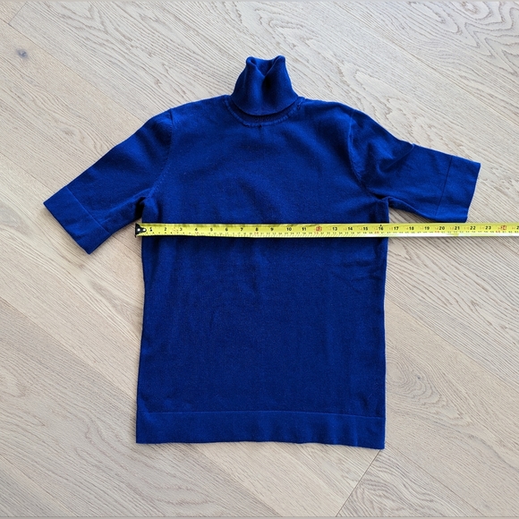 Sweater - Picture 3 of 6